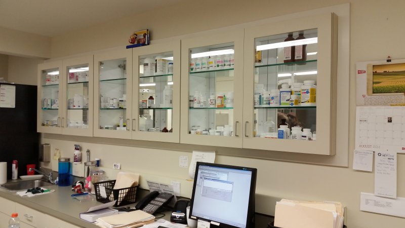 Pharmacy & Laboratory